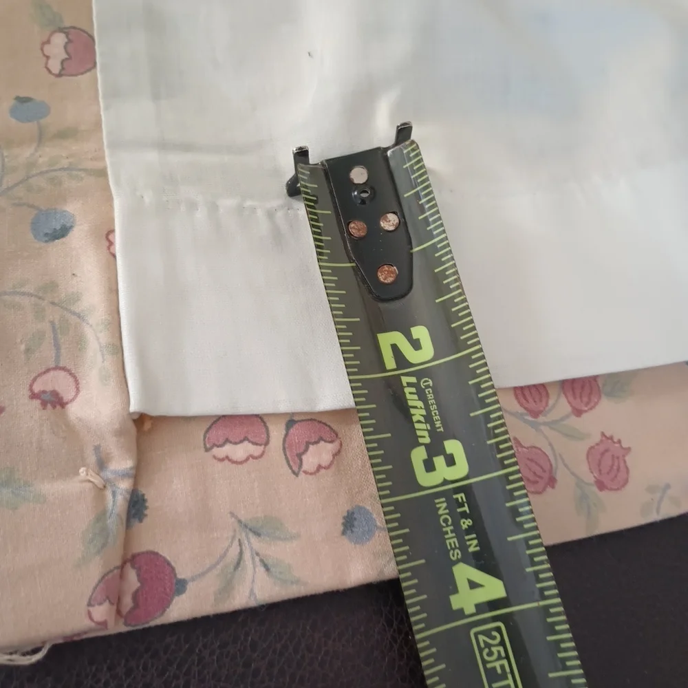 Pinch Pleat Curtains 2 Panels Floral in Cream Background